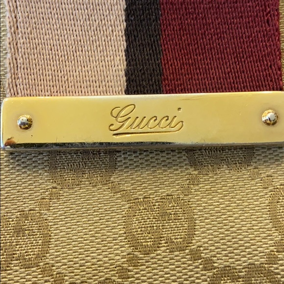 Gucci wallet. - Picture 2 of 4